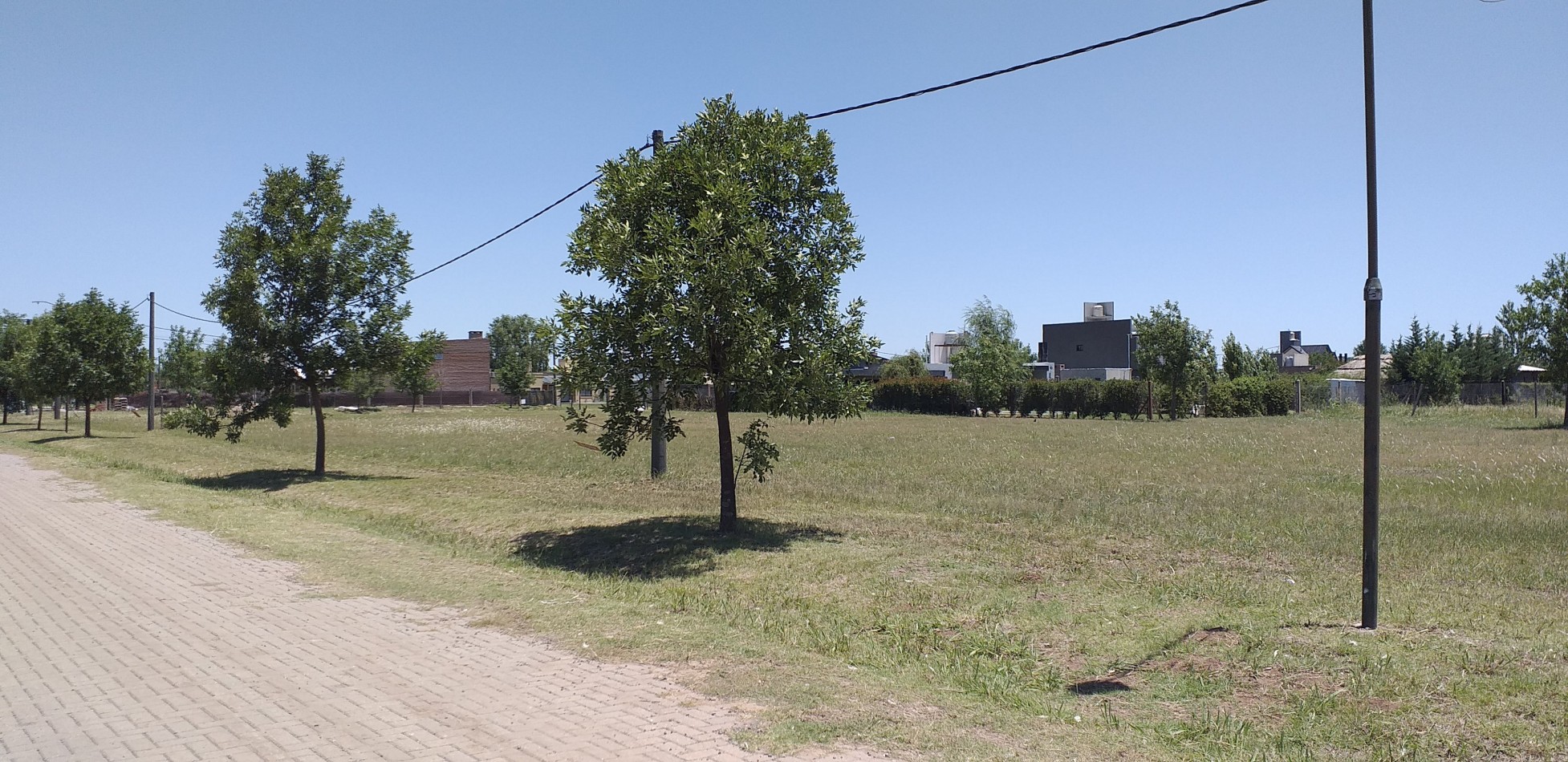 ULTIMOS LOTES!!!!VENTA TERRENO LAS TARDES ROLDAN BARRIO ABIERTO