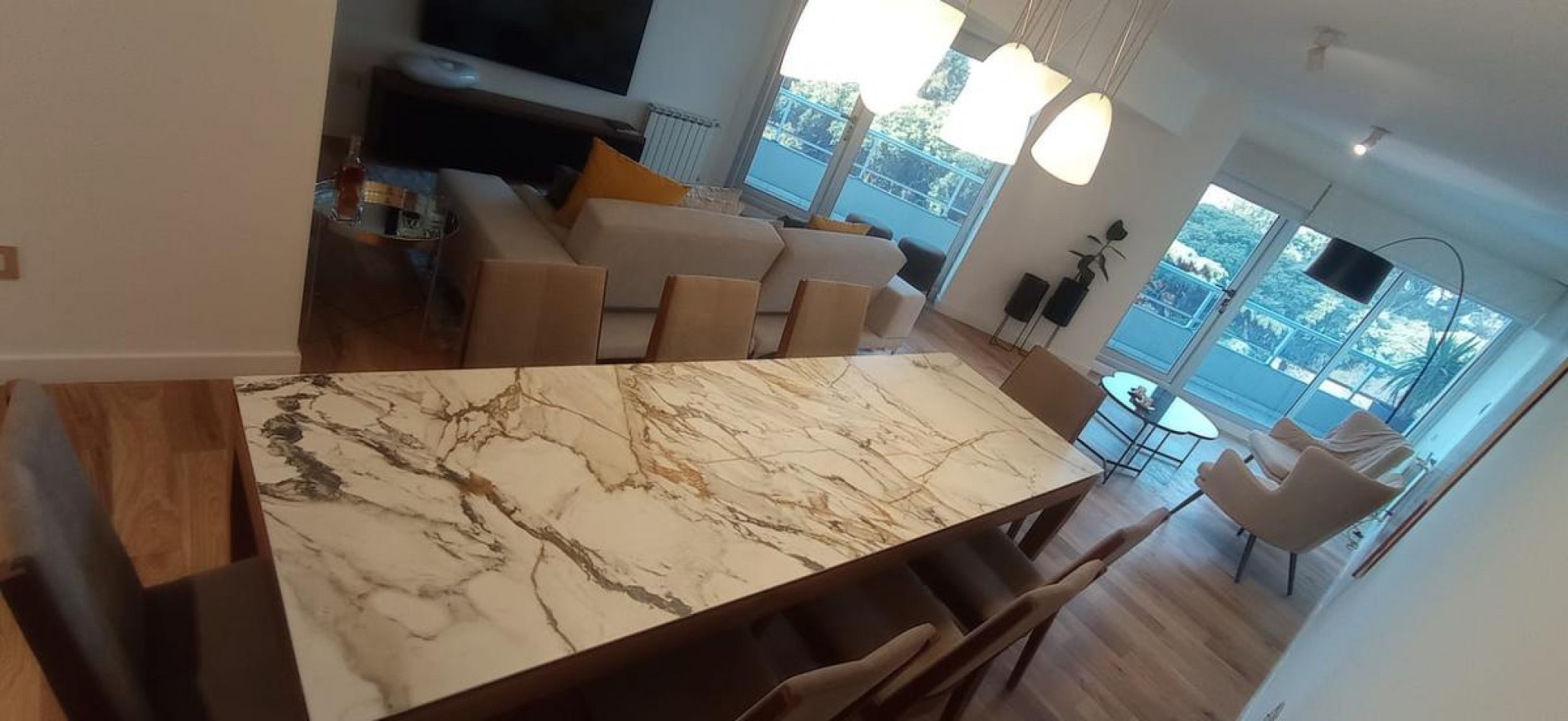 Venta Departamento Tres Dormitorios Av Libertad 300 Vista Al Rio Con Cochera Estrenar