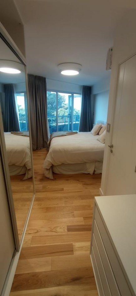 Venta Departamento Tres Dormitorios Av Libertad 300 Vista Al Rio Con Cochera Estrenar