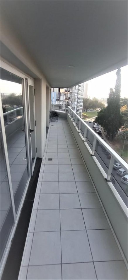Venta Departamento Tres Dormitorios Av Libertad 300 Vista Al Rio Con Cochera Estrenar