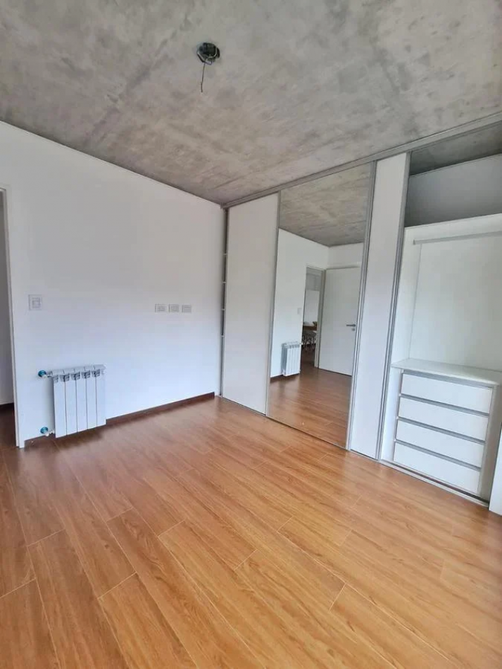 VENTA DEPARTAMENTO UN DORMITORIO ESTRENAR JUJUY E ITALIA CONTRAFRENTE