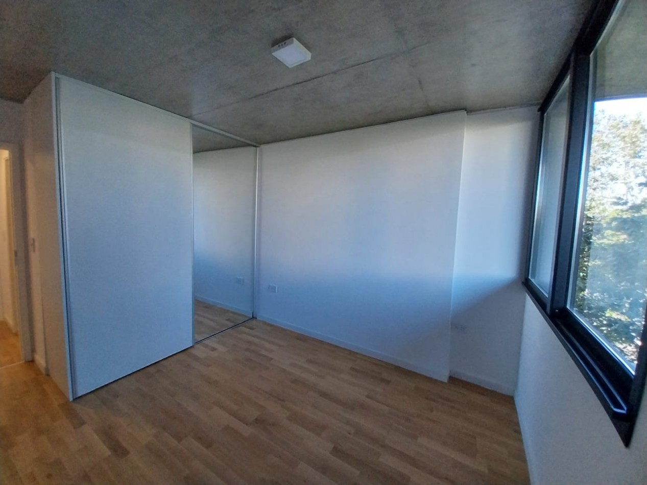 Venta Departamento Dos Dormitorios Frente Ituzaingo y Buenos Aires Amenities