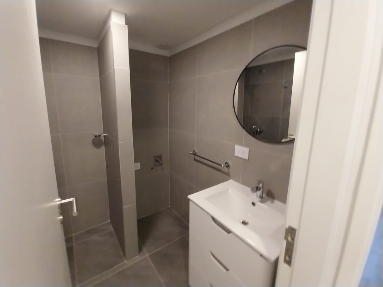 Venta Departamento Dos Dormitorios Frente Ituzaingo y Buenos Aires Amenities