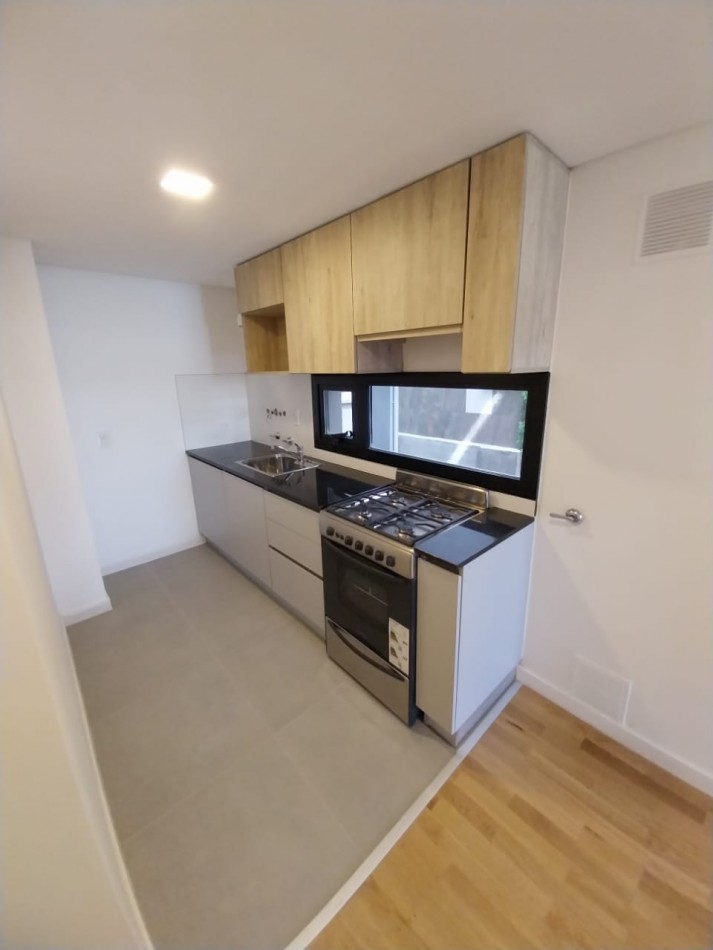 Venta Departamento Dos Dormitorios Frente Ituzaingo y Buenos Aires Amenities