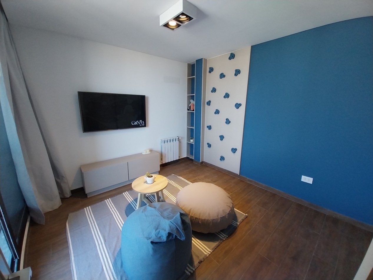 FISHERTON Venta Casa Tres Dormitorios Con Pileta Y Parrillero  Wilde y Tucuman  ESTRENAR