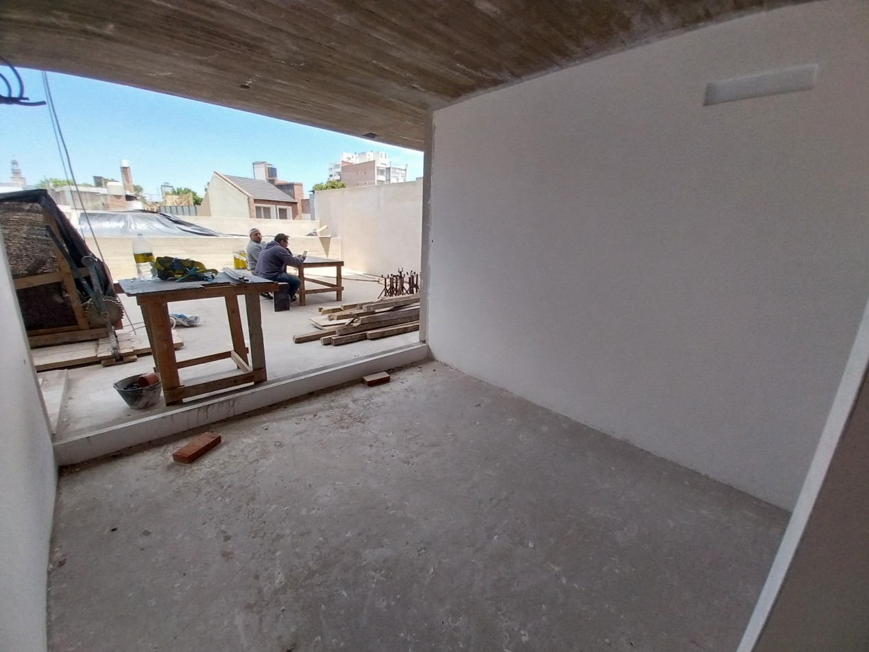  ABASTO VENTA DEPARTAMENTO DOS DORMITORIOS TERRAZA PRIVADA  ITUZAINGO Y ROCA 