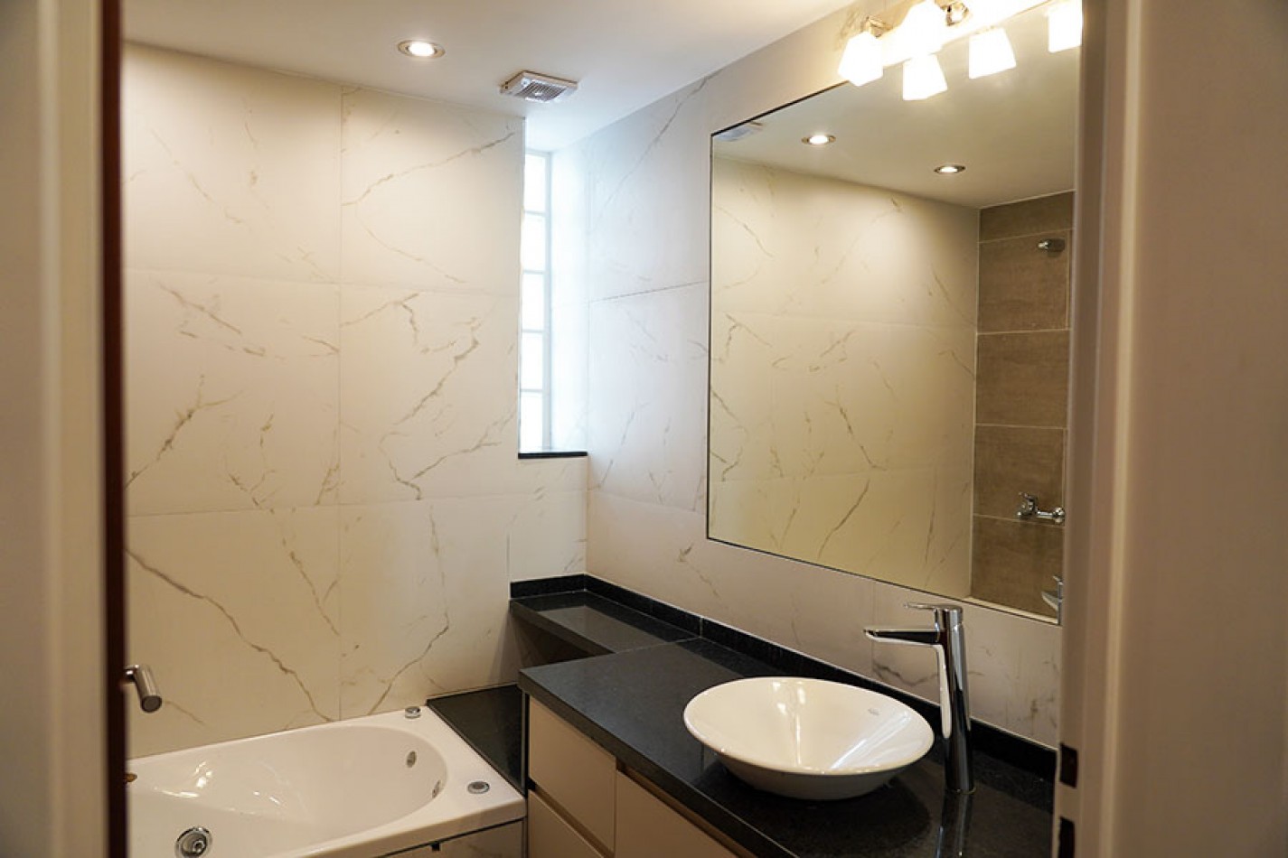 VENTA DEPARTAMENTO DOS DORMITORIOS CATAMARCA Y ESPAÑA