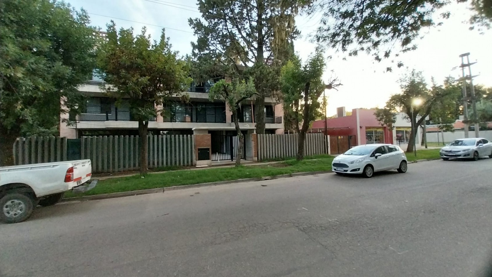 Venta Departamento Un Dormitorio c/ Cochera Funes Zona Centro SARMIENTO 1800