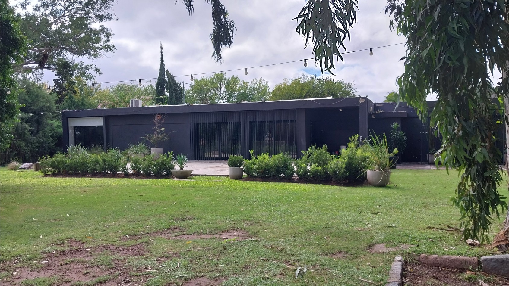 VENTA DEPARTAMENTO DOS DORMITORIOS PISO 3 U38 EN FISHERTON JUAN JOSE PASO Y COLOMBRES