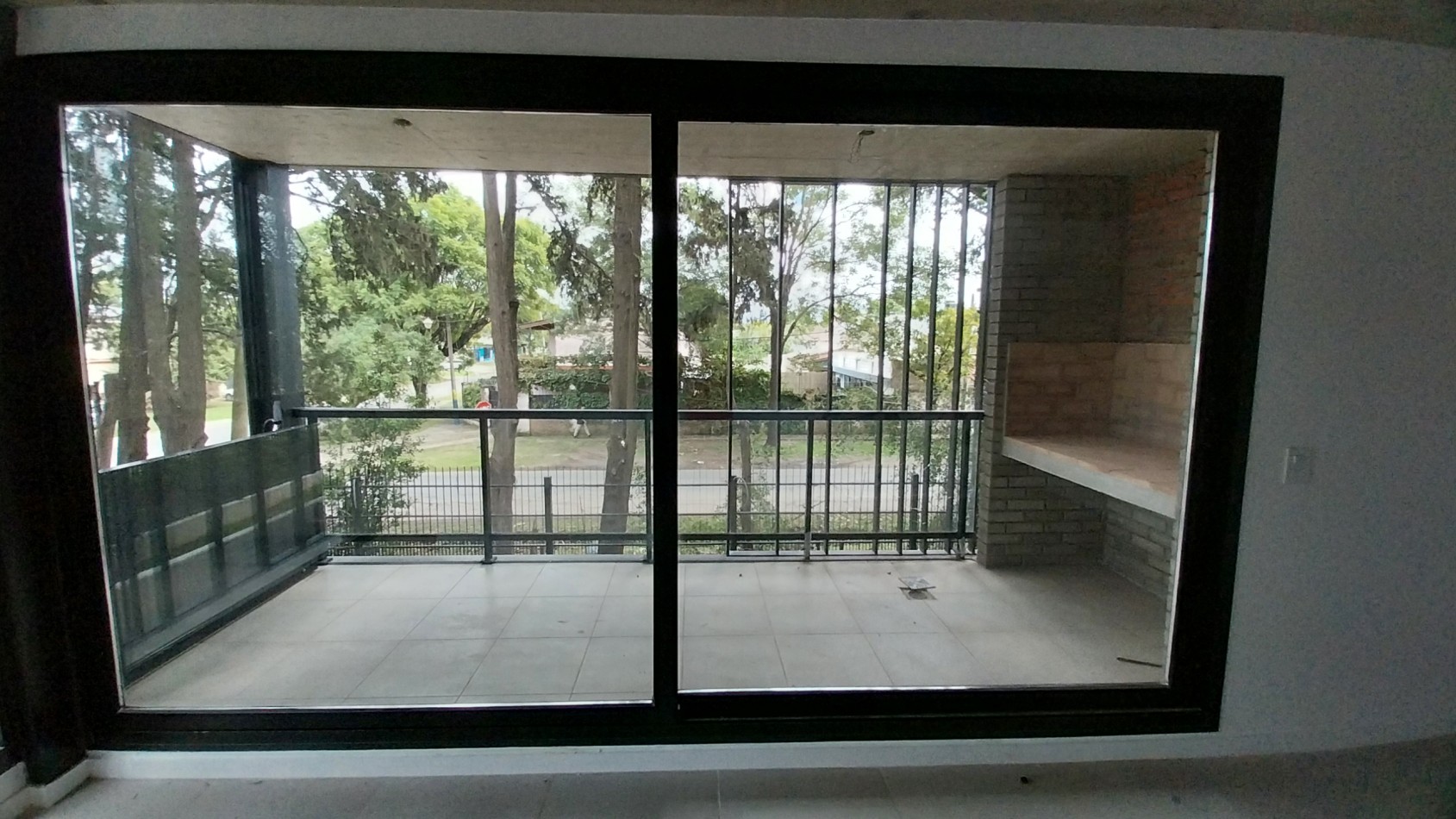 VENTA DEPARTAMENTO DOS DORMITORIOS PISO 3 U38 EN FISHERTON JUAN JOSE PASO Y COLOMBRES