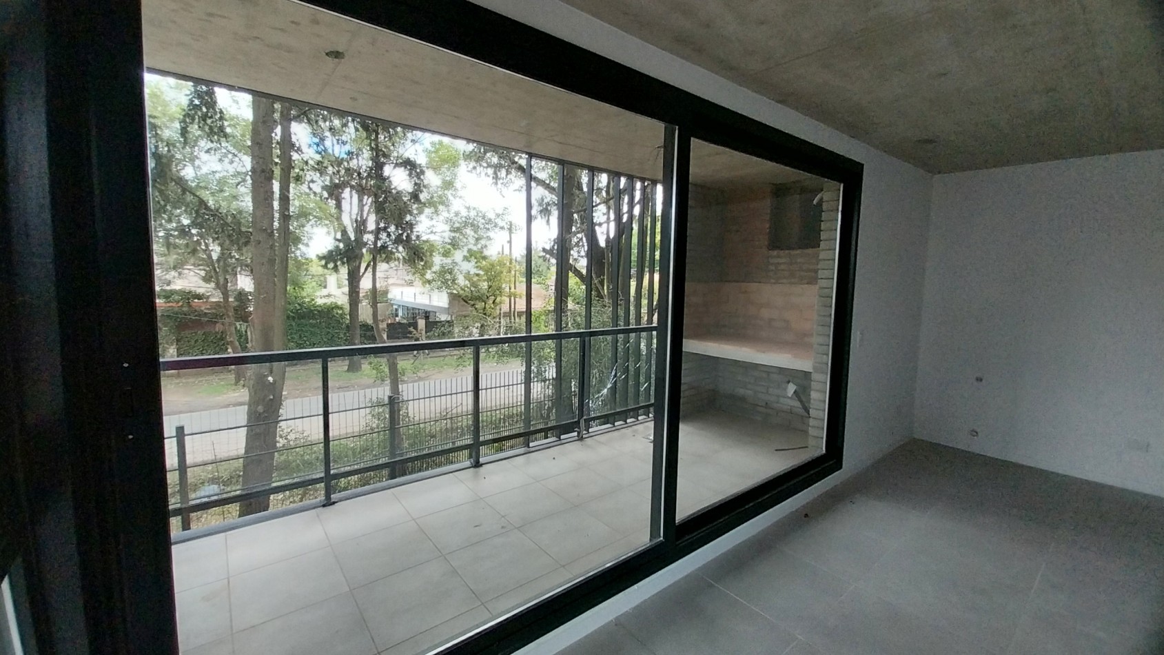 VENTA DEPARTAMENTO DOS DORMITORIOS PISO 3 U38 EN FISHERTON JUAN JOSE PASO Y COLOMBRES