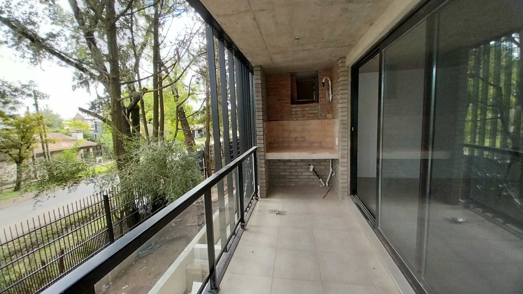 VENTA DEPARTAMENTO DOS DORMITORIOS PISO 3 U38 EN FISHERTON JUAN JOSE PASO Y COLOMBRES