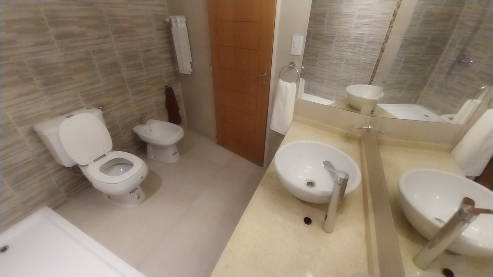 VENTA ESPECTACULAR SEMIPISO DOS DORMITORIOS PARAGUAY Y PELLEGRINI FINACIAMOS!!!