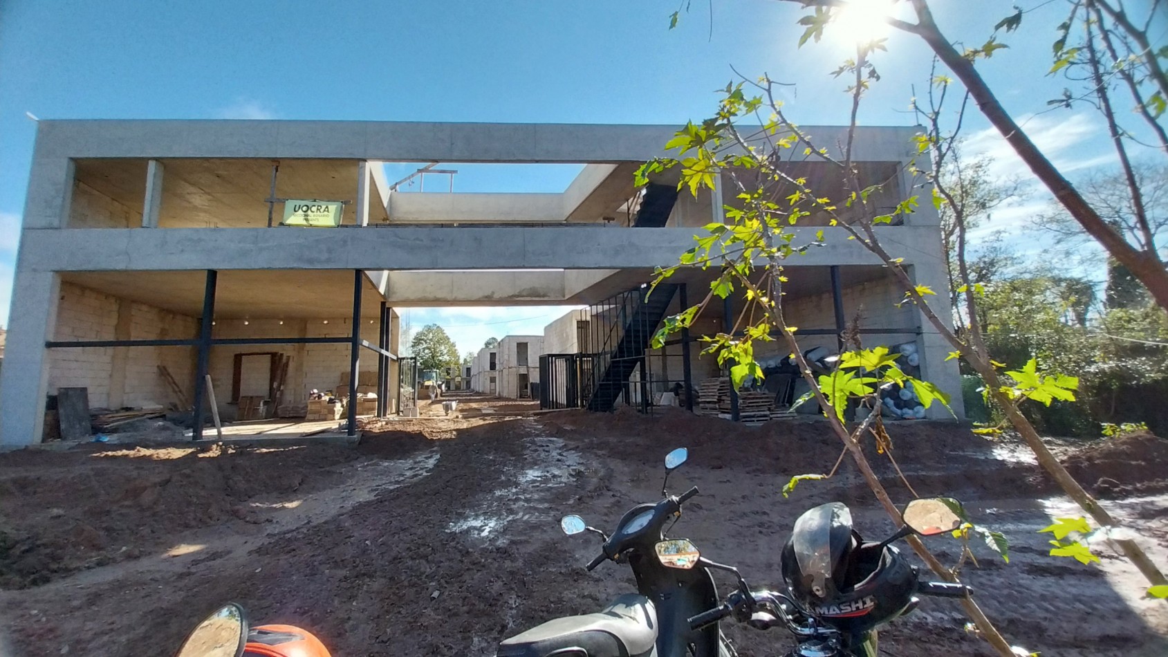 BARRIO PRIVADO VENTA DEPARTAMENTO CUATRO DORMITORIOS PARADA 13 FUNES