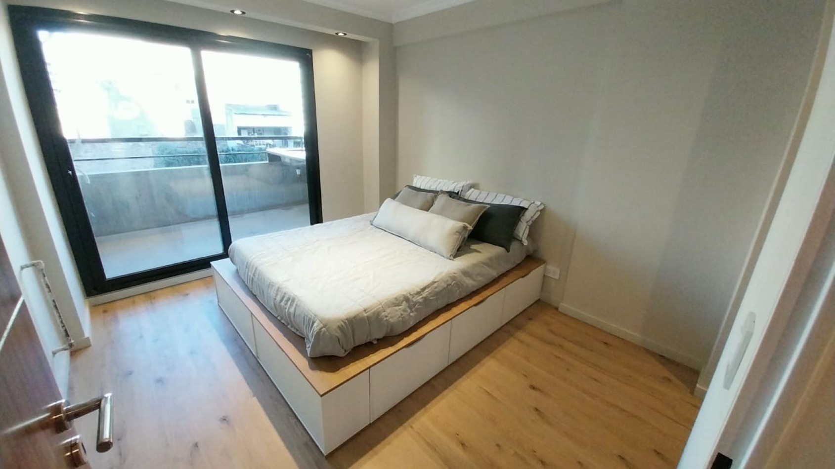 VENTA DEPARTAMENTO DOS DORMITORIOS DORREGO Y CATAMARCA A ESTRENAR! SOÑADO....