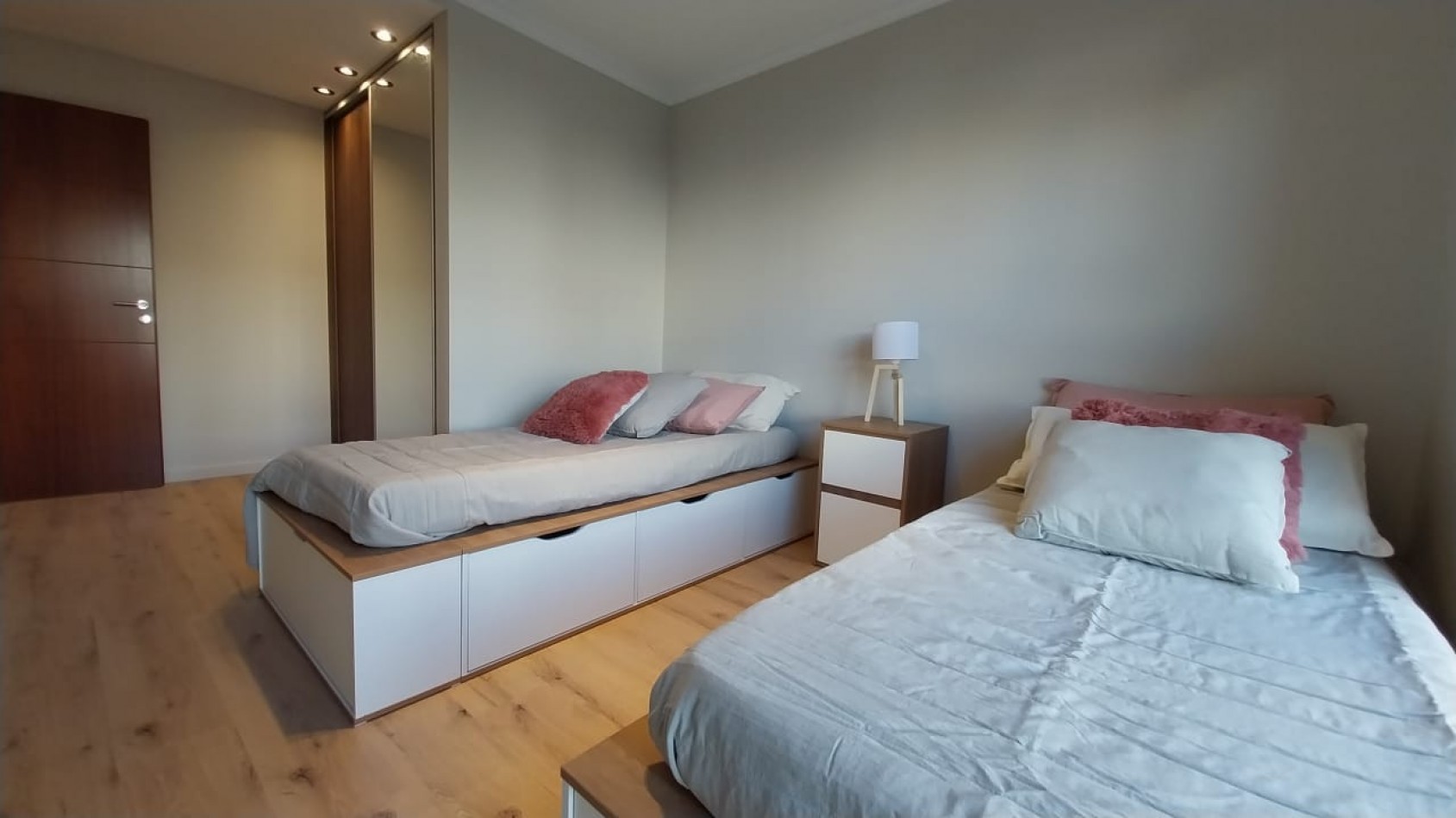 VENTA DEPARTAMENTO DOS DORMITORIOS DORREGO Y CATAMARCA A ESTRENAR! SOÑADO....