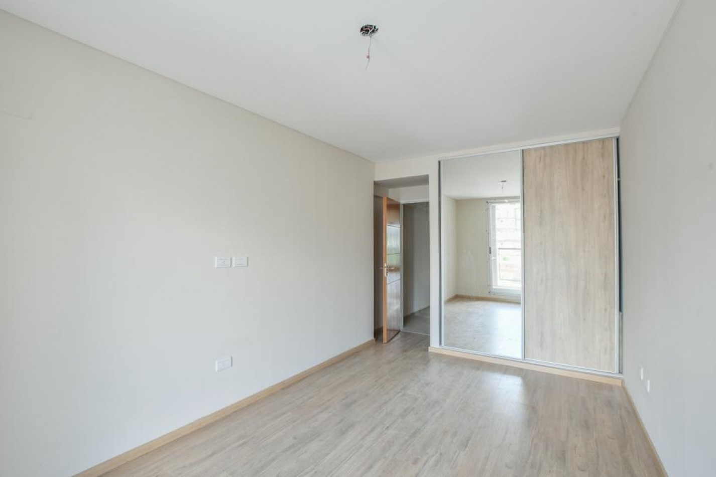 VENTA DEPARTAMENTO DE UN DORMITORIO CATAMARCA Y BALCARCE AMENITIES