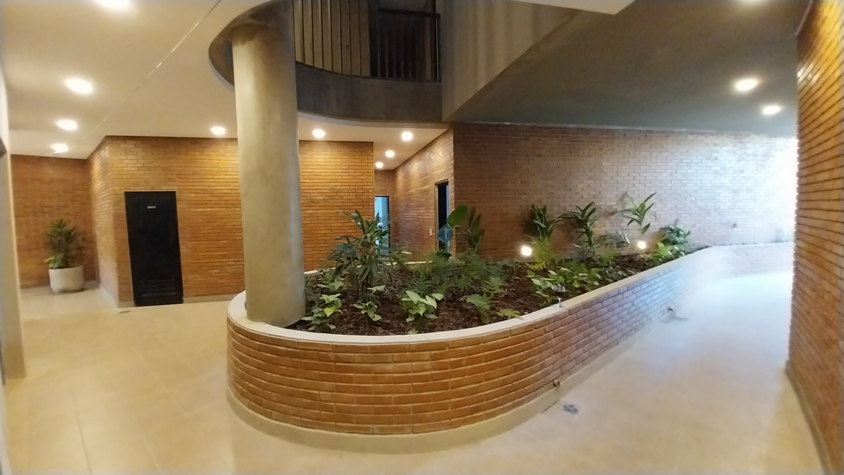 ALBERDI...VENTA DEPARTAMENTO DOS DORMITORIOS CON GRAN PATIO!!! ARTIGAS 200 