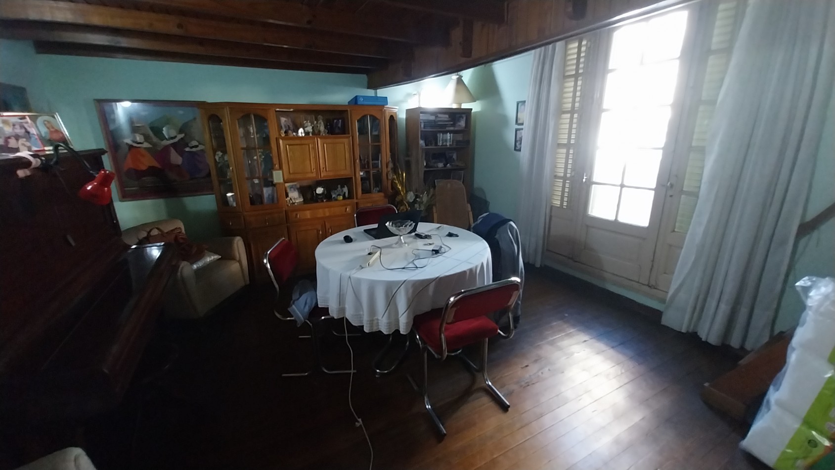 VENTA CASA DOS/TRES DORMITORIOS 1 DE MAYO Y 27 DE FEBRERO