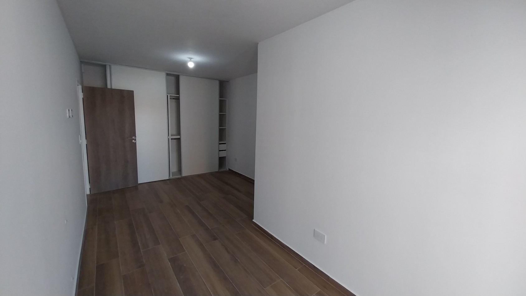 PICHINCHA! VENTA IMPORTANTE DEPARTAMENTO DOS DORMITORIOS CORDOBA Y SUIPACHA ESTRENAR VENTILACION CRUZADA