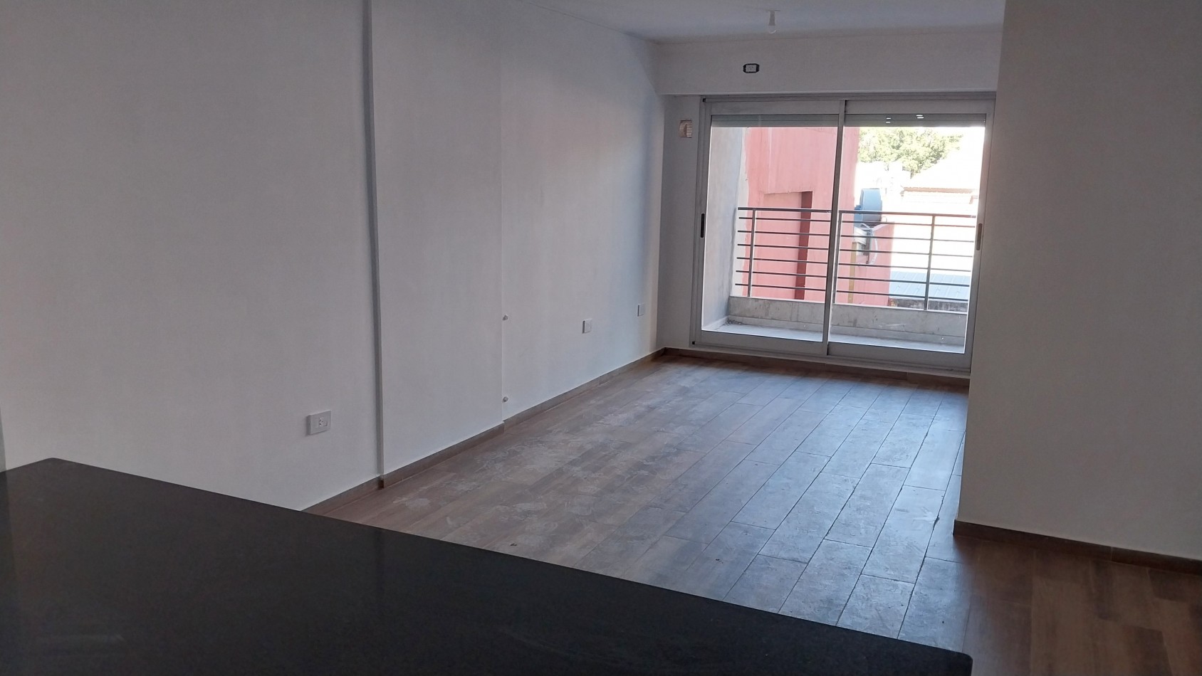 PICHINCHA! VENTA DEPARTAMENTO DOS DORMITORIOS CORDOBA Y SUIPACHA ESTRENAR CONTRAFRENTE