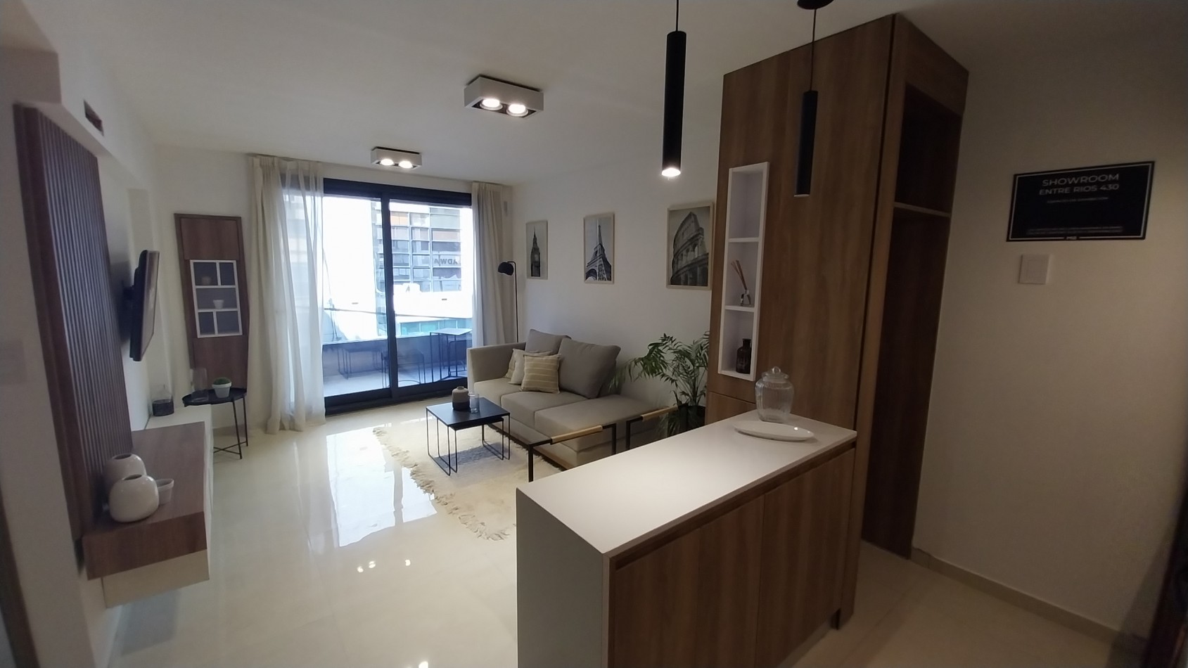 Venta Departamento Dos Dormitorios Primer Piso Con Patio, Pileta Y Parrillero De Uso Exclusivo Entre Rios 400 Entrega  Julio 2025