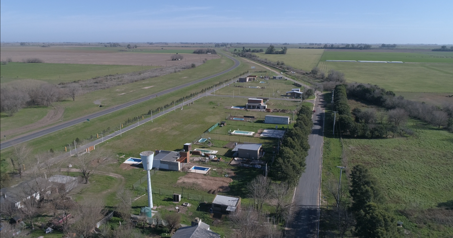 VENTA TERRENO EN BARRIO ABIERTO EN LUCIO V LOPEZ