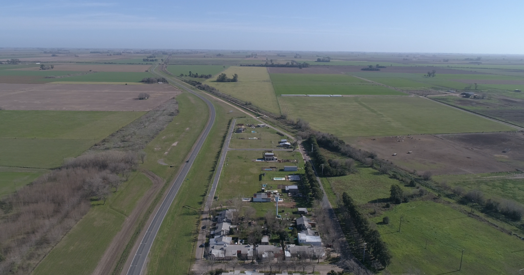 VENTA TERRENO EN BARRIO ABIERTO EN LUCIO V LOPEZ