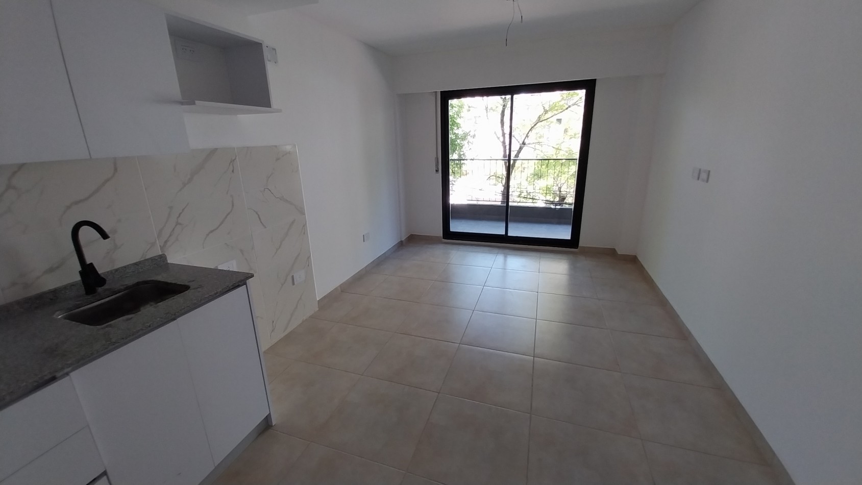 VENTA MONOAMBIENTE URQUIZA E IRIONDO, ESTRENAR