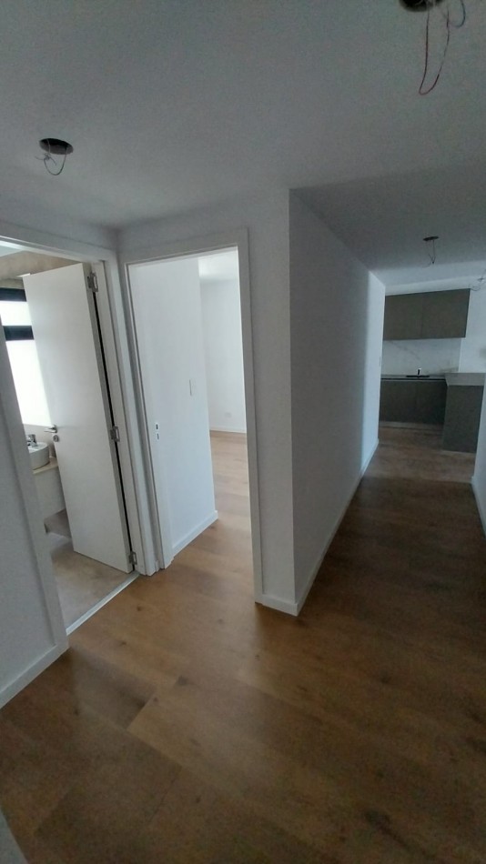 Venta Departamento Dos Dormitorios  Dorrego y Zeballos, Tribunales