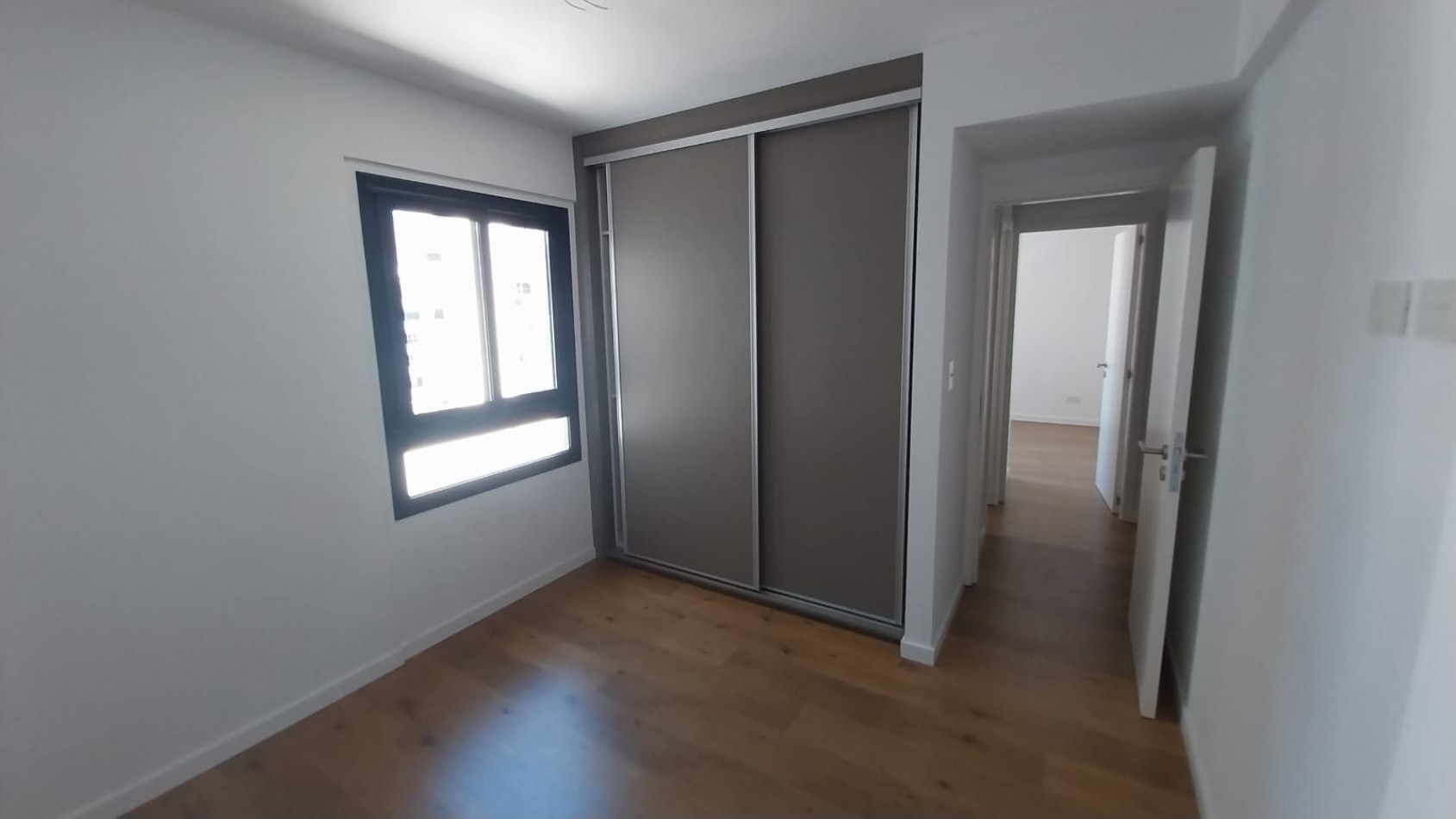 Venta Departamento Dos Dormitorios  Dorrego y Zeballos, Tribunales