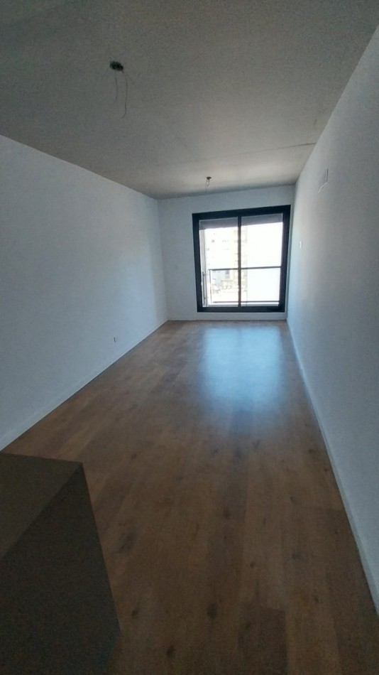 Venta Departamento Dos Dormitorios  Dorrego y Zeballos, Tribunales