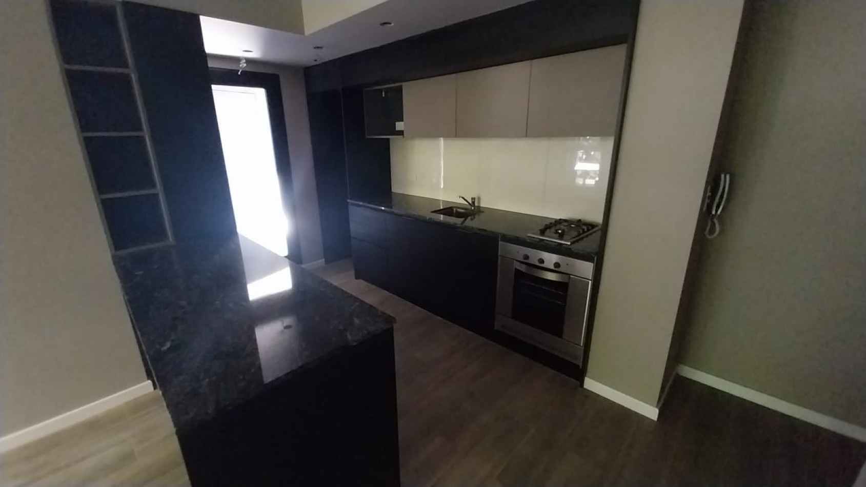 ABASTO VENTA DEPARTAMENTO UN DORMITORIO CON PATIO PISO 2 CERRITO Y PARAGUAY