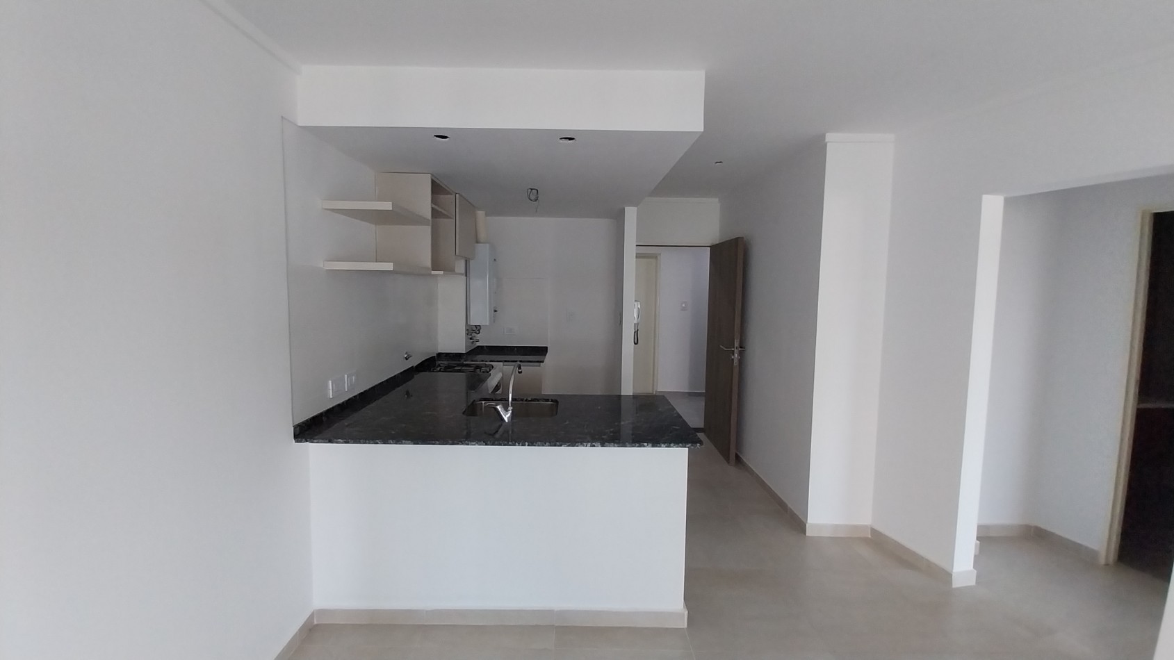 PICHINCHA VENTA DEPARTAMENTO UN DORMITORIO SUIPACHA Y CORDOBA CON TERRAZA EXCLUSIVA