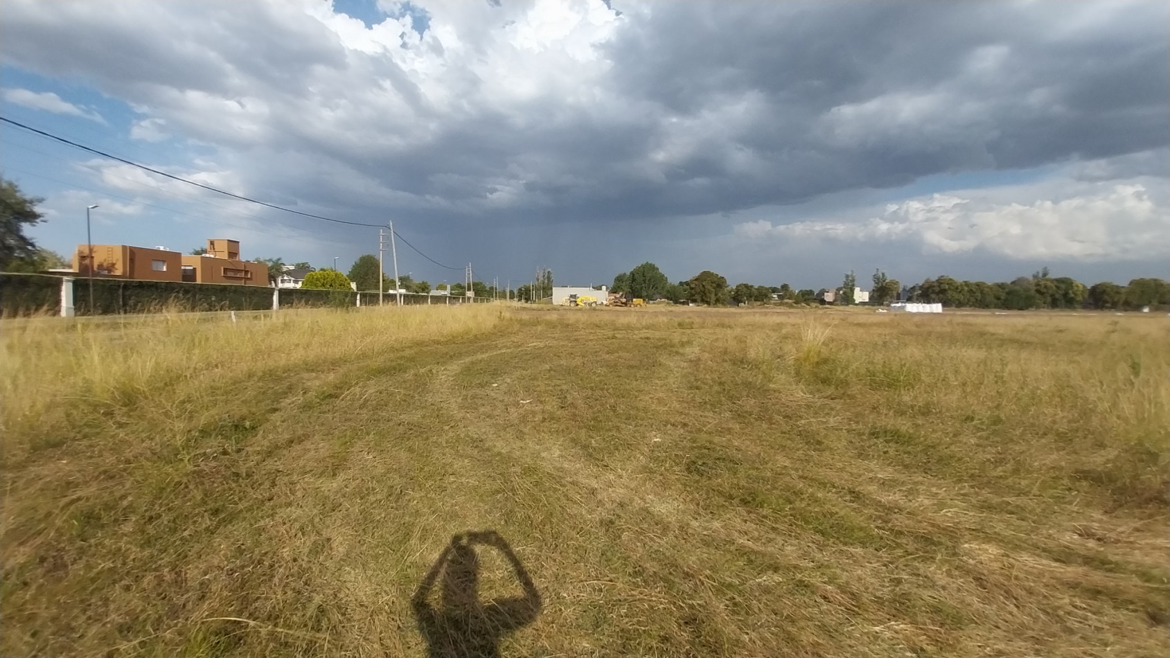 FUNES VENTA TERRENO  BARRIO ABIERTO LOS GIRASOLES AVENIDA FUERZA AEREA Y LOS GIRASOLES 