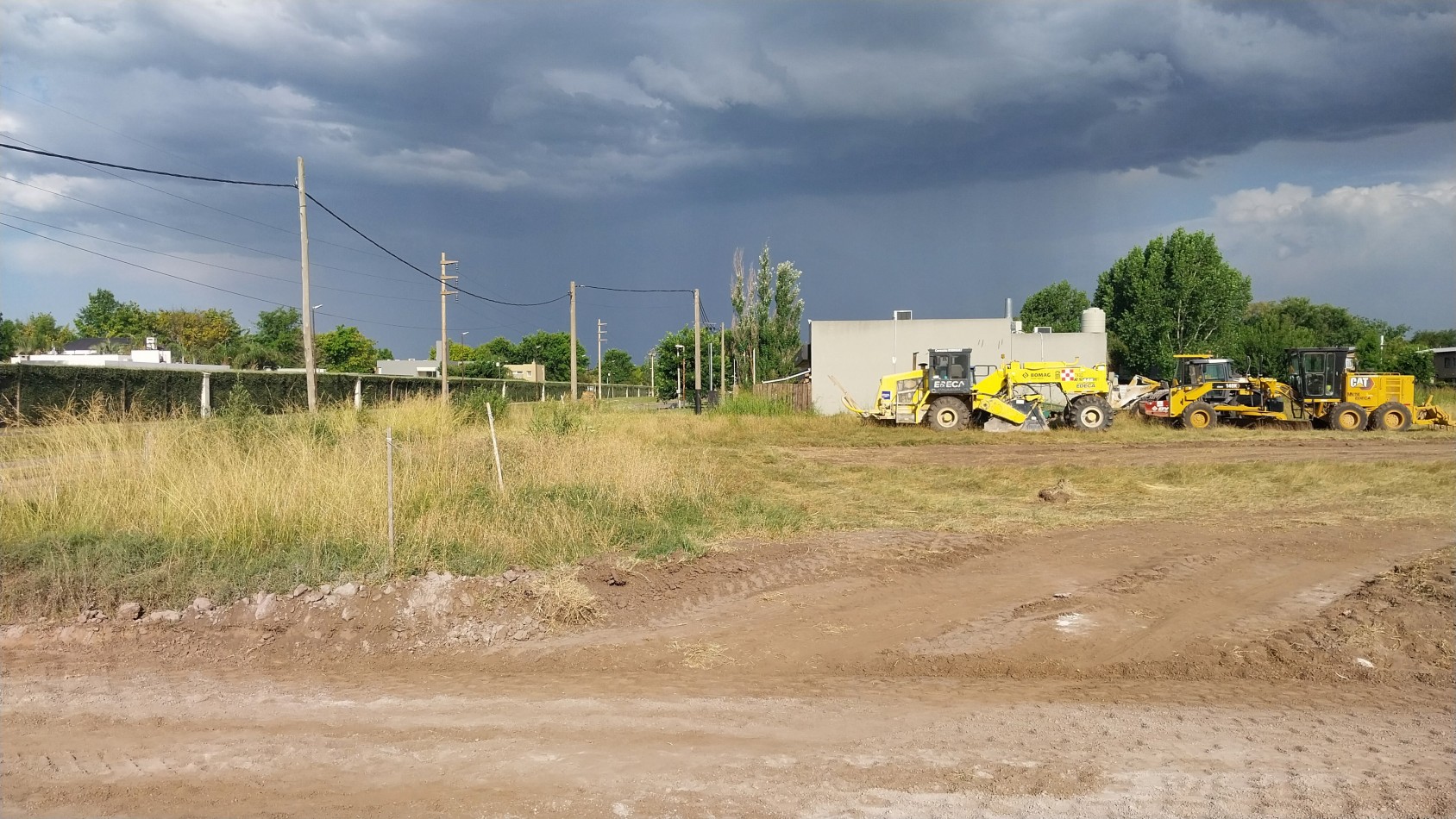 FUNES VENTA TERRENO BARRIO ABIERTO LOS GIRASOLES AVENIDA FUERZA AEREA Y LOS GIRASOLES