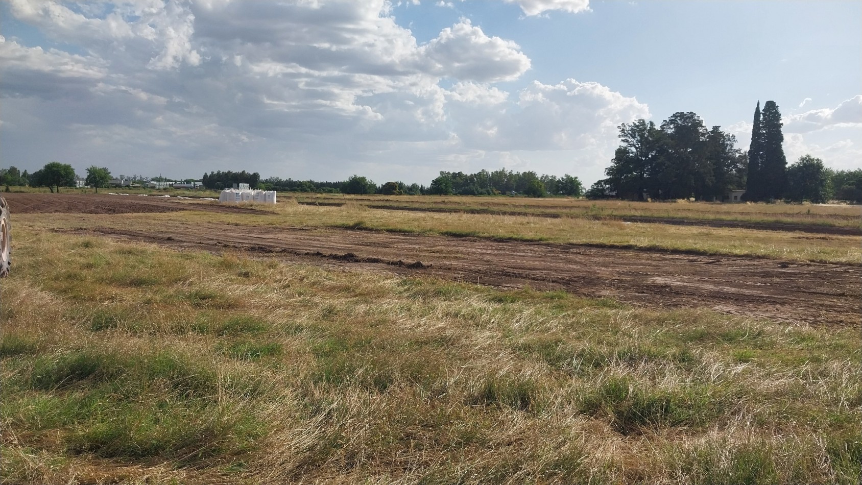 FUNES VENTA TERRENO BARRIO ABIERTO LOS GIRASOLES AVENIDA FUERZA AEREA Y LOS GIRASOLES
