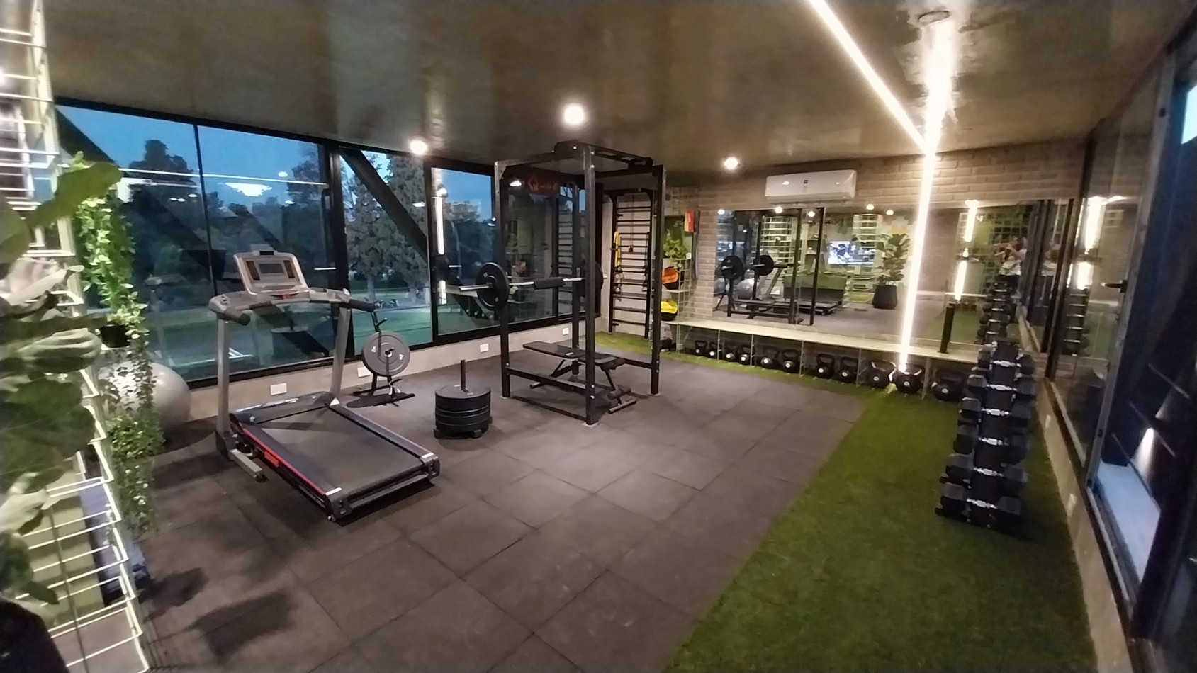 FISHERTON ESTRENAR VENTA CASA CUATRO DORMITORIOS CON PILETA Y PARRILLERO AMENITIES