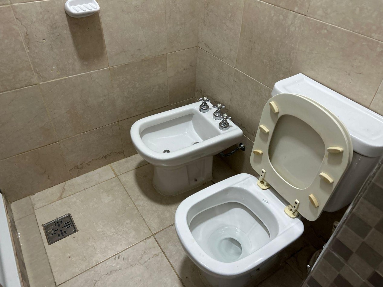 LOURDES VENTA DEPARTAMENTO UN DORMITORIO TIPO DUPLEX SAN LUIS Y OROÑO IMPECABLE!