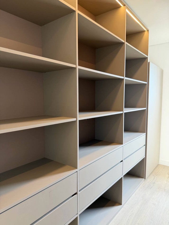 FISHERTON VENTA CASA TRES DORMITORIOS LOS PASOS DEL JOCKEY 4 BARRIO PRIVADO ENTREGA 50% SALDO 48 CUOTAS