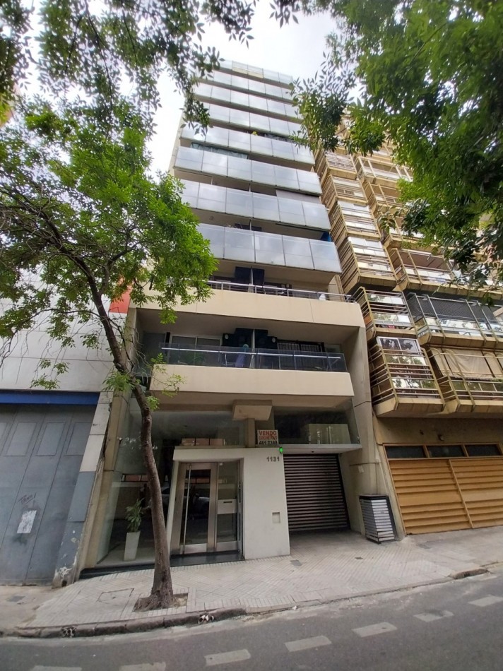 APTO CREDITO HIPOTECARIO VENTA DEPARTAMENTO DOS DORMITORIOS CON COCHERA ALEM 1100 BARRIO MARTIN FRENTE AL LASALLE