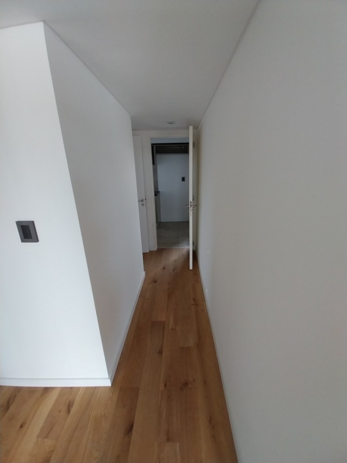 VENTA  DEPARTAMENTO DOS DORMITORIOS SEMIPISO VISTA PARCIAL AL RIO ESTRENAR FINANCIACION