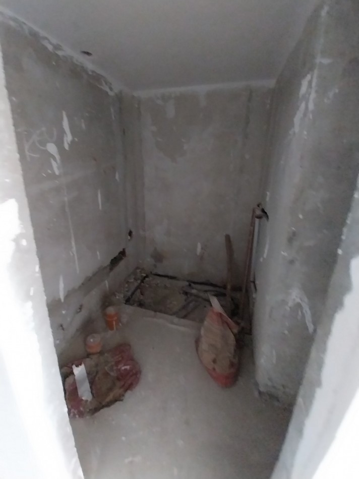  ABASTO VENTA DEPARTAMENTO DOS DORMITORIOS TERRAZA PRIVADA  ITUZAINGO Y ROCA 