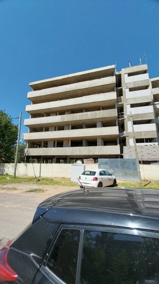 UTIMA UNIDAD!!! FRENTE AL JOCEY CLUB Venta Departamento Dos Dormitorios piso 3  