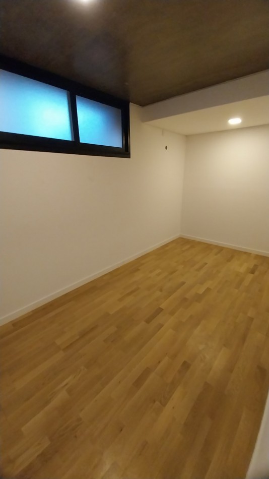 ABASTO ! VENTA DEPARTAMENTO TRES DORMITORIOS CON TERRAZA  ITUZAINGO Y BUENOS AIRES ESTRENAR