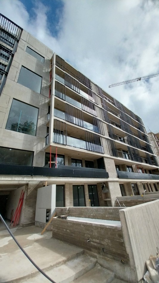 VENTA DEPARTAMENTO DOS DORMITORIOS PISO 3 U38 EN FISHERTON JUAN JOSE PASO Y COLOMBRES