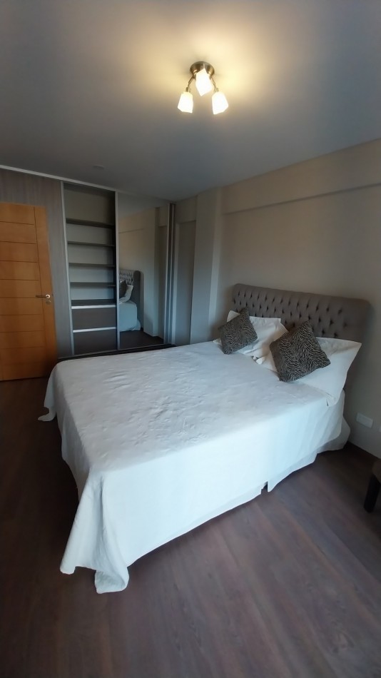 VENTA ESPECTACULAR SEMIPISO DOS DORMITORIOS PARAGUAY Y PELLEGRINI FINACIAMOS!!!