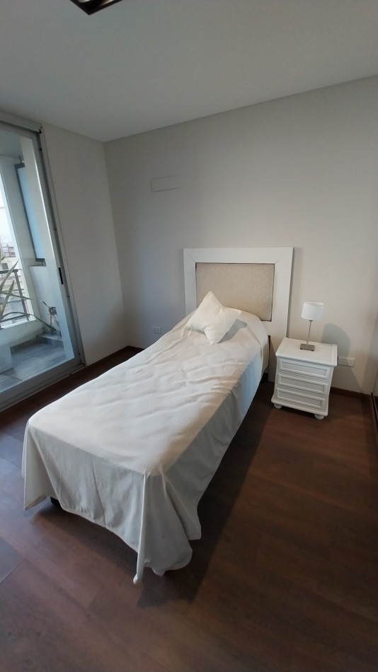 VENTA ESPECTACULAR SEMIPISO DOS DORMITORIOS PARAGUAY Y PELLEGRINI FINACIAMOS!!!