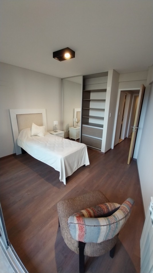 VENTA ESPECTACULAR SEMIPISO DOS DORMITORIOS PARAGUAY Y PELLEGRINI FINACIAMOS!!!