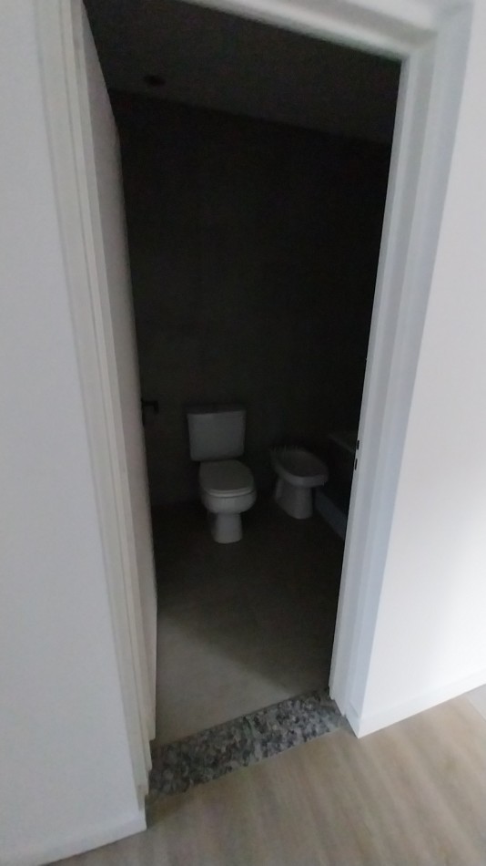 ALBERDI...VENTA DEPARTAMENTO DOS DORMITORIOS CON GRAN PATIO!!! ARTIGAS 200 